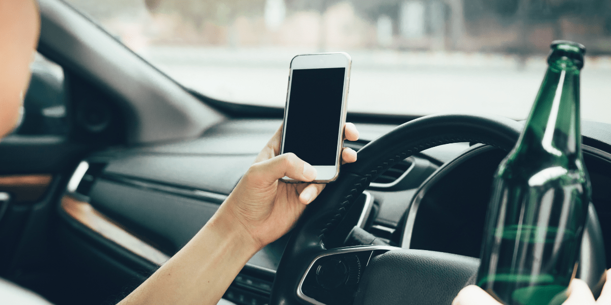 é proibido a todo condutor de veiculo